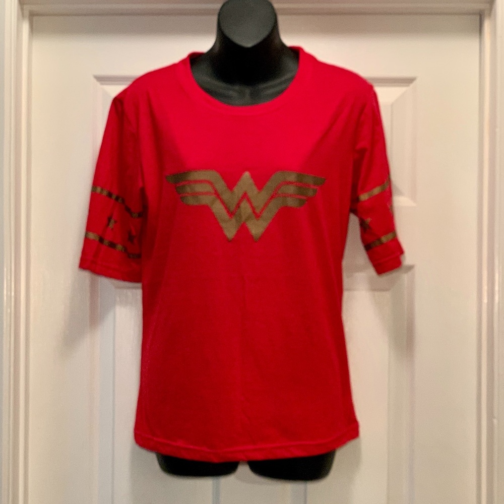 Bioworld Wonder Woman Juniors 3/4 Sleeve Shirt